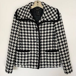 Houndstooth wool short coat